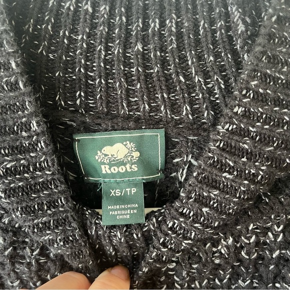 Roots Chunky Knit Mock Neck Sweater Marled Black Gray Cozy Pullover oversized XS - Picture 4 of 11